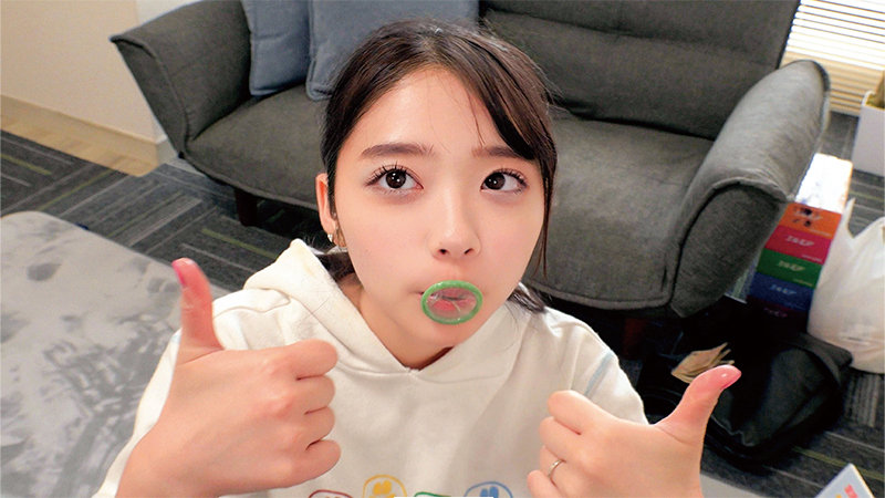 清楚な新妻「えま」が本性剥き出し！結婚2年目のドスケベ変態妻ぶりが4Kハイビジョンで乱れ咲く！